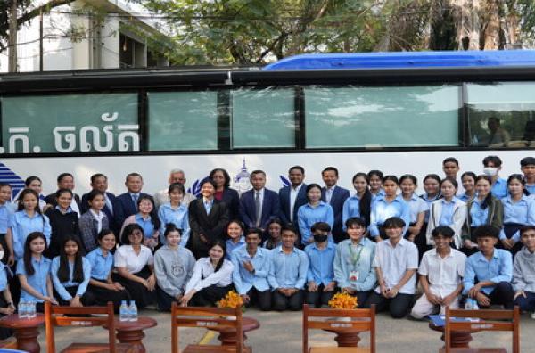 ECCC Launches the Mobile Bus, the Extension of Its Resource Centre
